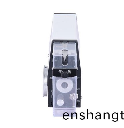 純氣動(dòng)(dong)剝(bo)皮機(jī)